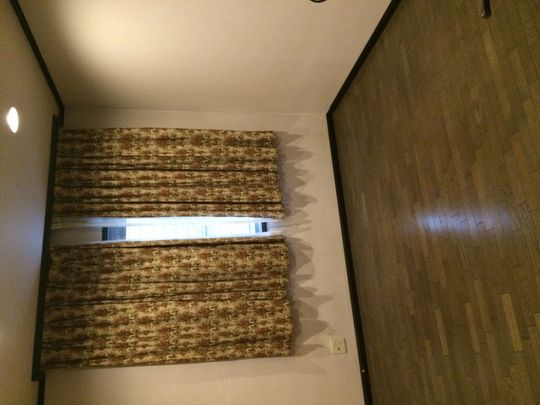 キッチン - 渋谷から二駅！ 女性限定 ルームシェア} - ルームシェアルームメイト