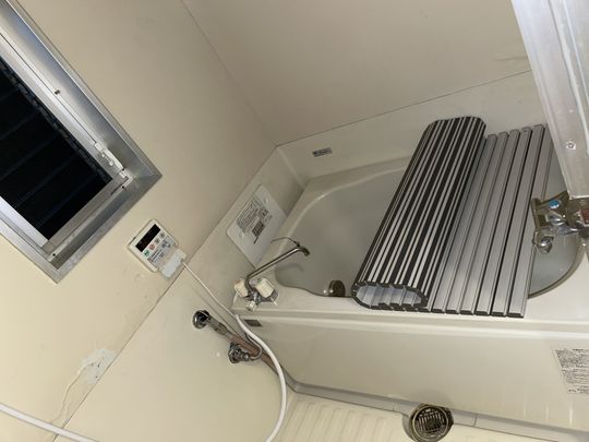 風呂 - JR中央線国立駅から徒歩15分 洋室4.5畳貸します} - ルームシェアルームメイト