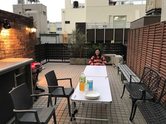 建物 - ★好立地　日比谷線、銀座線、半蔵門線　三越前駅徒歩８分　小規模で暮らし安いシェアハウスです。} - ルームシェアルームメイト