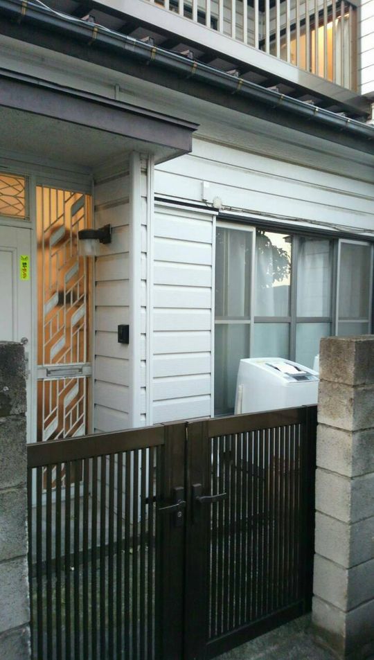 キッチン - ★〜閑静なのにアクセス抜群、最寄り駅まで徒歩8分です〜} - ルームシェアルームメイト