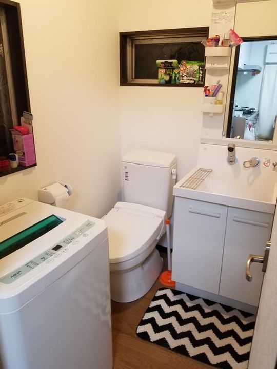 トイレ - 1min to Keisei Edogawa Station - for 55000yen monthly} - ルームシェアルームメイト