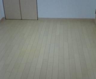 リビング - 都内ルームシェア４万と５万} - ルームシェアルームメイト