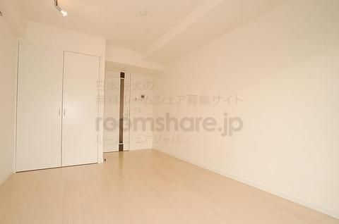 個室 - 新規OPENにつき、キャンペーン実施中!西川口駅徒歩4分　鍵付き、広々とした個室} - ルームシェアルームメイト