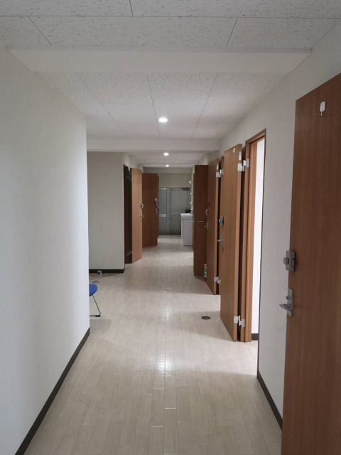 間取り図 - 住環境抜群！北久里浜駅、衣笠駅平坦！完全個室・女性限定シェアハウス} - ルームシェアルームメイト