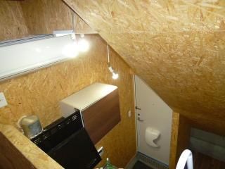 個室 - 屋上付　6.8帖洋室　一人部屋　鍵付き　個室　光} - ルームシェアルームメイト