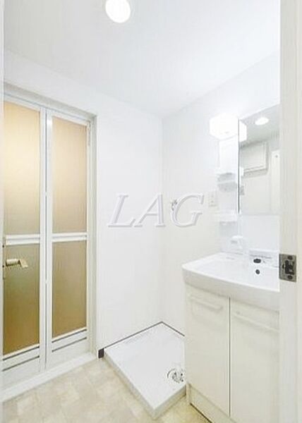 風呂 - 大宮：来月1月～から長期可能} - ルームシェアルームメイト