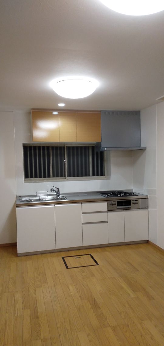キッチン - 西武多摩湖線　武蔵大和徒歩5分★} - ルームシェアルームメイト