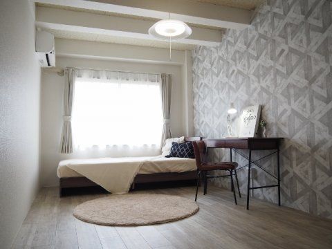 個室 - ビジネスマンにおすすめ物件!} - ルームシェアルームメイト