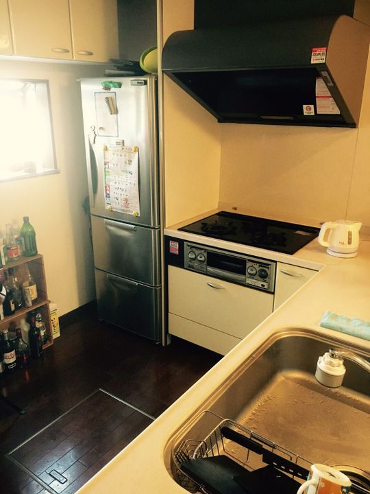 キッチン - 個人同士のハウスシェア☆自慢のおうちです！} - ルームシェアルームメイト
