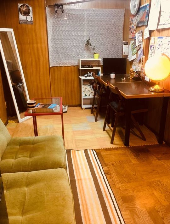リビング - 個室6畳 山手線巣鴨駅から徒歩6分 三田線4分} - ルームシェアルームメイト
