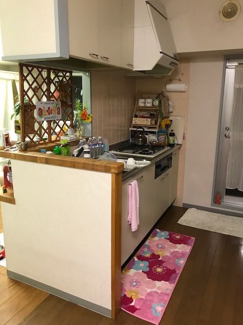 キッチン - 【人気】東急東横線 都立大学駅 徒歩２分　９月下旬〜３ヶ月１LDK＋広いルーフバルコニー} - ルームシェアルームメイト