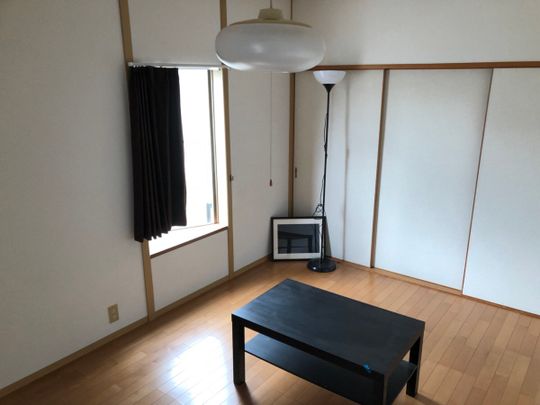 個室 - 【外国人大歓迎】京王井の頭線「浜田山」カフェ好きさんで繋がるシェアハウス　《全部屋寝具付き》} - ルームシェアルームメイト