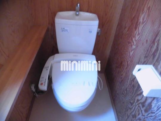 トイレ - ロフト貸し出し} - ルームシェアルームメイト