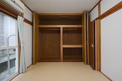 キッチン - 京急上大岡駅徒歩8分、 『初月家賃 半額』キャンペーン} - ルームシェアルームメイト