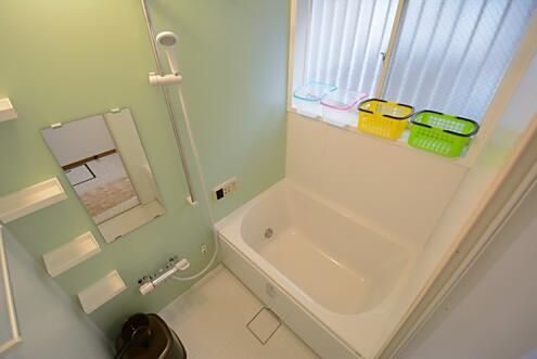 キッチン - 京急上大岡駅徒歩8分、 『初月家賃 半額』キャンペーン} - ルームシェアルームメイト