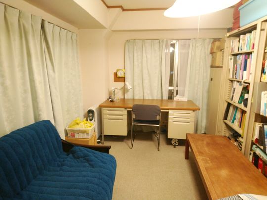 キッチン - A room share for an English speaking person} - ルームシェアルームメイト