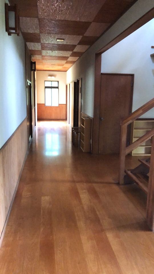 キッチン - 田舎暮らし　絶景　豪邸} - ルームシェアルームメイト