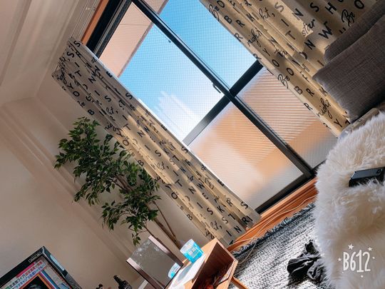 リビング - 足立区キレイな２LDK個室貸し！} - ルームシェアルームメイト