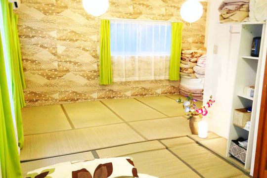 個室 - 5月6日～5月31日まで部屋を貸したいです＾＾生活用品全て揃ってます♪} - ルームシェアルームメイト