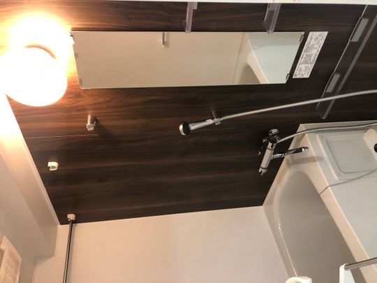 シャワー - 新築物件！赤羽で一人暮らししたい方} - ルームシェアルームメイト