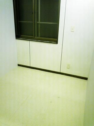  - 横浜！徒歩！150平米の超広々一軒家に住みませんか？} - ルームシェアルームメイト