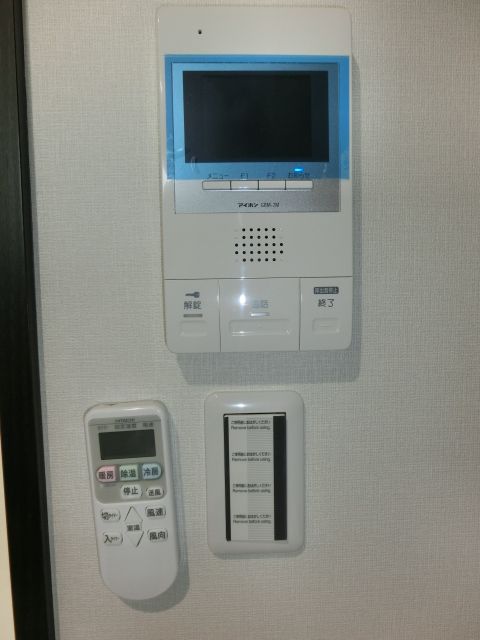 個室 - 築浅★未入居★女性限定シェアハウスのご紹介です！} - ルームシェアルームメイト