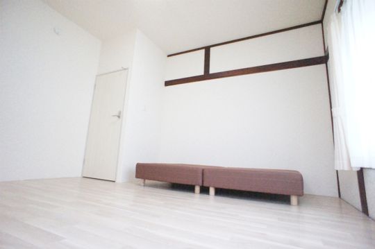 個室 - ナチュラ調布} - ルームシェアルームメイト