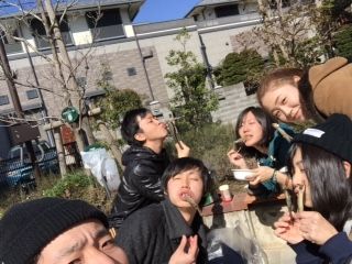 シェアメイト - 4/25 newopen 綾瀬　アットホームなシェアハウス。} - ルームシェアルームメイト