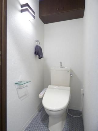 トイレ - 上福岡駅 3LDKリフォーム済!! 6.5帖洋室  クローゼット付き} - ルームシェアルームメイト
