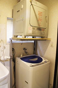 その他 - 女性専用個室・週払いや生活保護可} - ルームシェアルームメイト