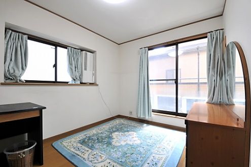 個室 - 女性専用！全室個室/プライベートが完全に確保できる個室での新生活♪} - ルームシェアルームメイト