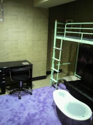 個室 - 池袋駅西口から徒歩１分(^^♪　全室個室☆} - ルームシェアルームメイト