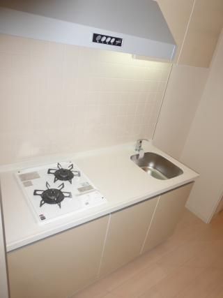 キッチン - 環境抜群の京橋で新生活始めませんか？京橋は♪ええとこだっせ♪♪いらっしゃい♪♪♪} - ルームシェアルームメイト