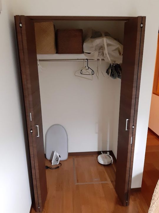 収納 - 池袋徒歩１０分、一軒家タイプのカギ付き個室のシェアハウス} - ルームシェアルームメイト