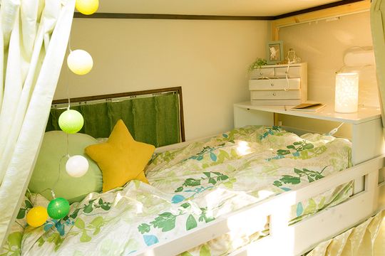 キッチン - 駅から徒歩15秒！新宿まで７分 3万円代！　デザイナーズ・シェアハウス☆　男女募集中です！} - ルームシェアルームメイト