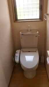 トイレ - 足立区綾瀬・女性シニア向けシェアハウス} - ルームシェアルームメイト