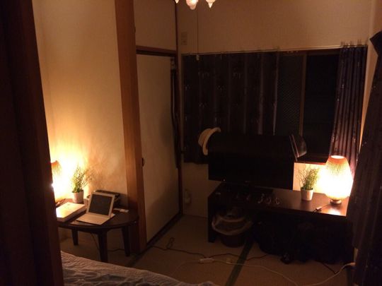 個室 - 下北沢シェアハウス} - ルームシェアルームメイト