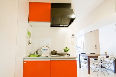 キッチン - ナント！5千円だけで入居可能！◆初月賃料無料◆初期費用無料◆完全個室◆女性専用◆池袋まで電車で6分の駅もスグそこ！！} - ルームシェアルームメイト