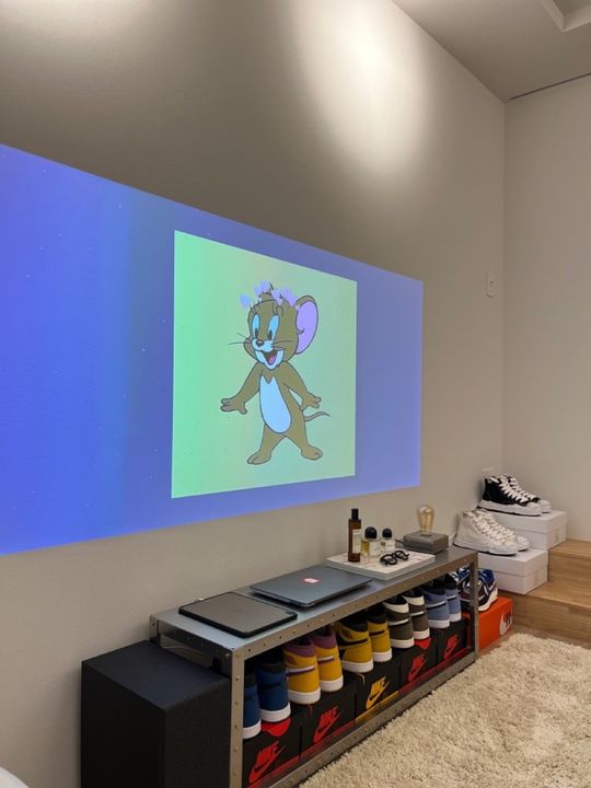 リビング - 目黒区　武蔵小山徒歩5分　デザイナーズ　女性限定} - ルームシェアルームメイト