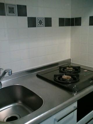 キッチン - 便利できれいなマンション（中野駅近く）} - ルームシェアルームメイト