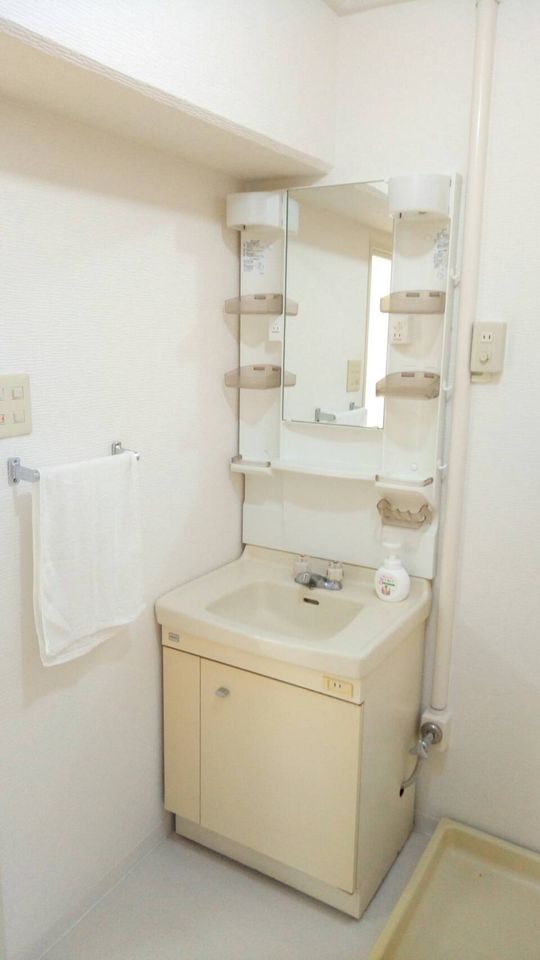 その他 - 【池袋徒歩7分！】短期シェアハウス！！！} - ルームシェアルームメイト