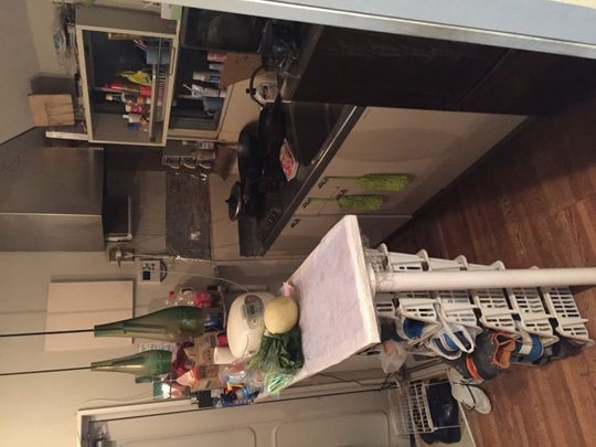 キッチン - 東京池袋駅近ルームシェア募集} - ルームシェアルームメイト