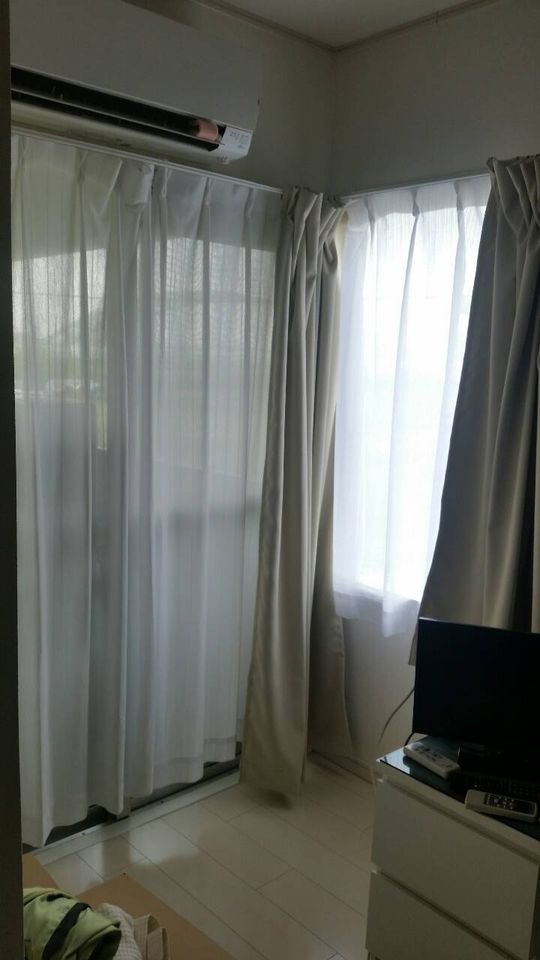 個室 - 女性のルームメイト募集します。} - ルームシェアルームメイト