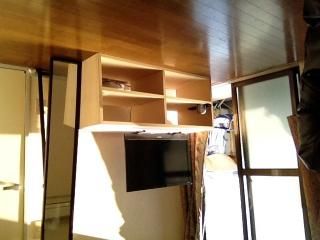 個室 - 三軒茶屋でルームシェア、日当り良好} - ルームシェアルームメイト