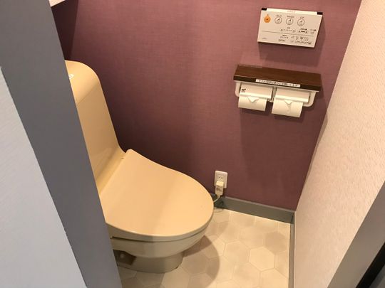 風呂 - 個室シェアハウス 竹ノ塚駅徒歩6分●ルームシェア●北千住まで10分●上野駅まで20分●ゲストハウス} - ルームシェアルームメイト