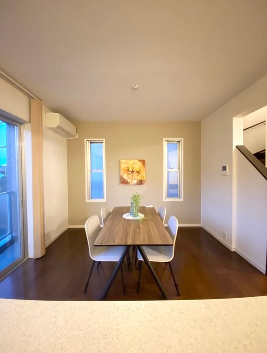 リビング - テラスハウスのような快適生活♪大田区池上駅徒歩圏内} - ルームシェアルームメイト