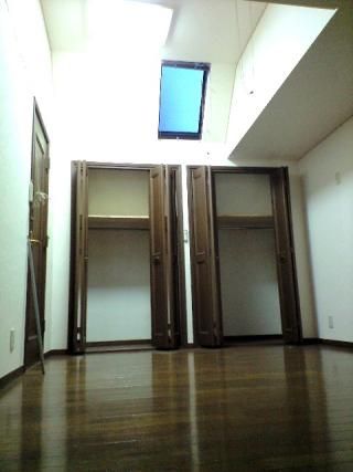 個室 - 大森山王の一軒家。品川まで6分です。} - ルームシェアルームメイト