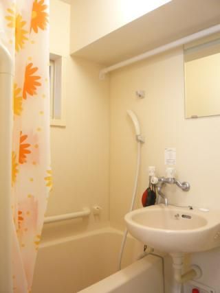 風呂 - 秋葉原　初期費用不要　設備充実3万～} - ルームシェアルームメイト