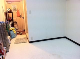 玄関 - 家賃無料　英語話せる人募集} - ルームシェアルームメイト