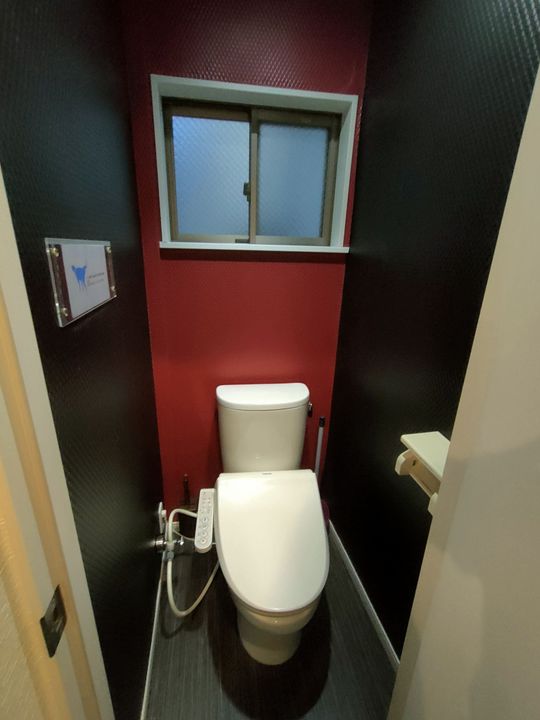 トイレ - 横浜市中区シェアハウス} - ルームシェアルームメイト